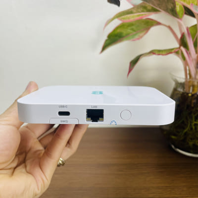Bo Phat Wifi Cam Tay 5G Alcatel 5GEE QTAD52E toc do 2.33Gb Pin 6460Mah Ho tro 2 bang tan kem cong LAN